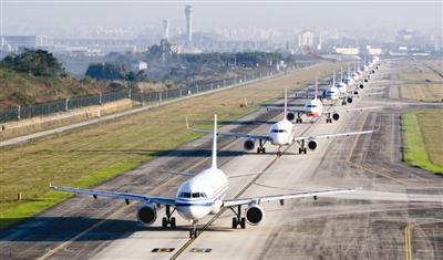城市机场流量变局：成渝如何成“群”起飞